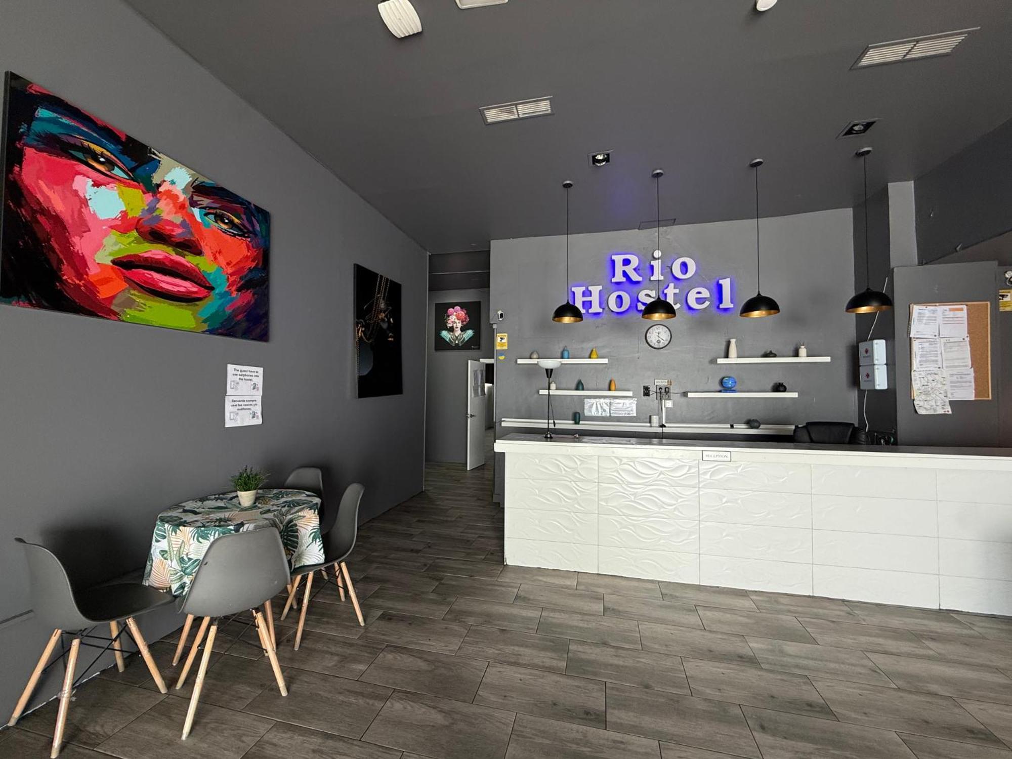 Rio Hostel Madryt Zewnętrze zdjęcie