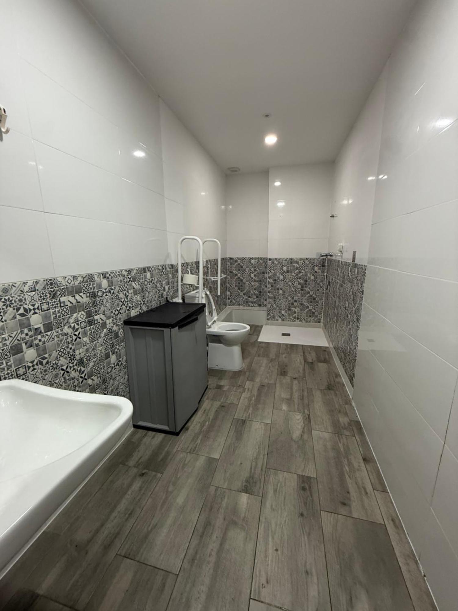 Rio Hostel Madryt Zewnętrze zdjęcie