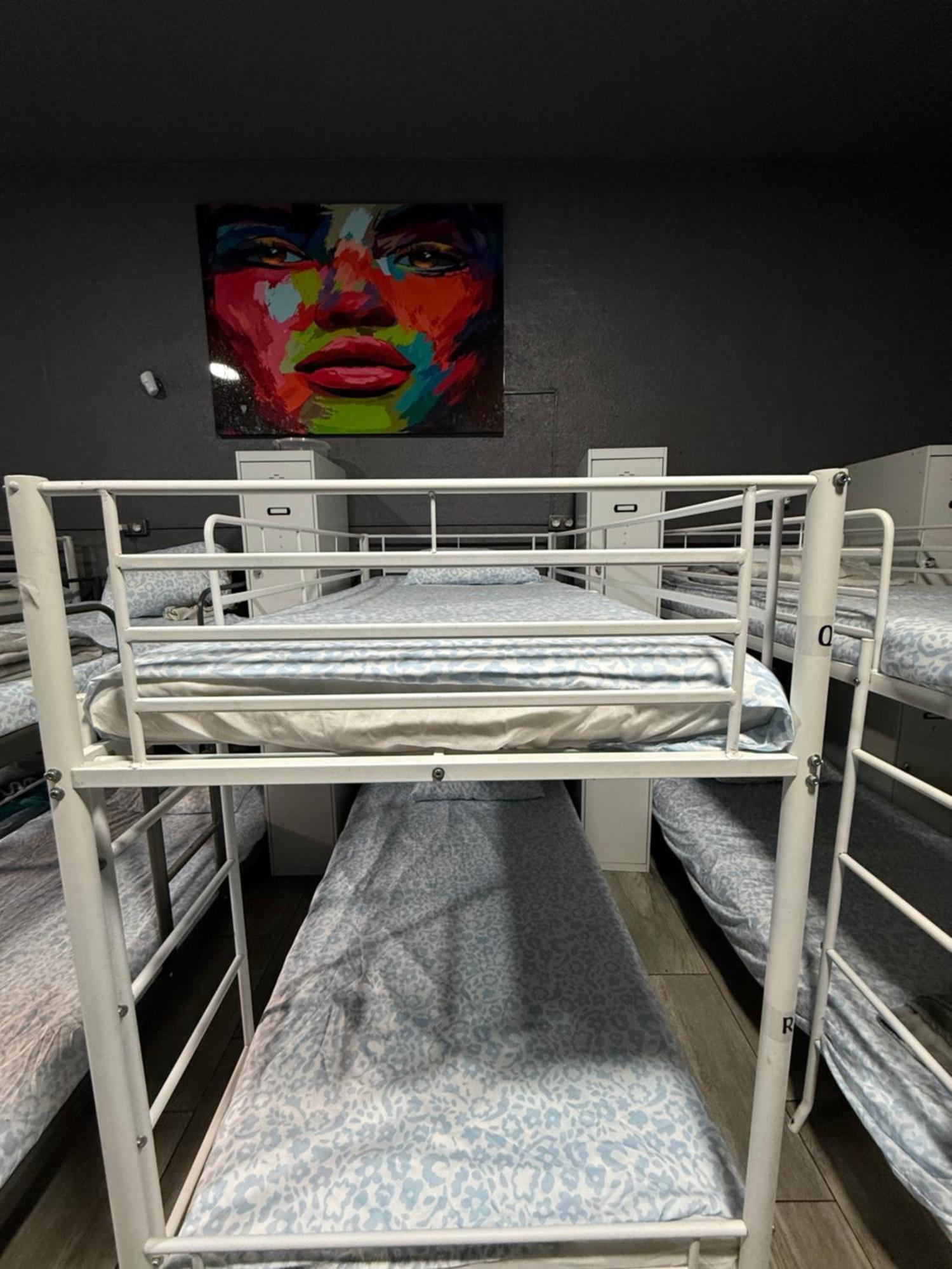 Rio Hostel Madryt Zewnętrze zdjęcie